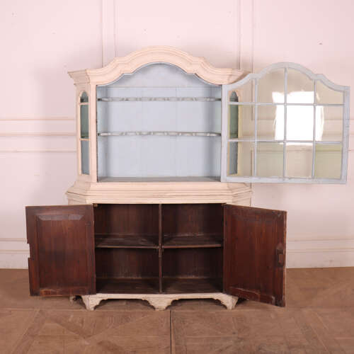 18th Century Dutch Vitrine