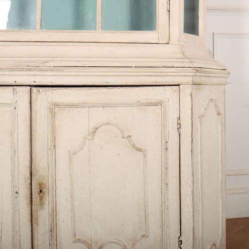 18th Century Dutch Vitrine
