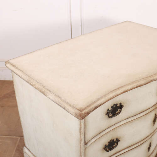 German Serpentine Commode