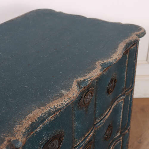 Dutch Serpentine Commode