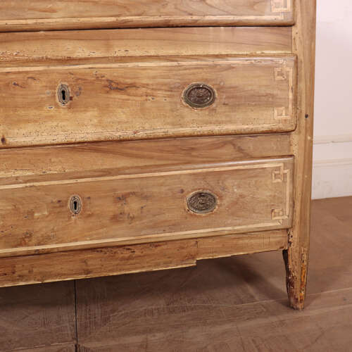 Italian Bleached Commode